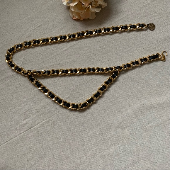 Gold and Black Fashion Belt - Picture 6 of 6